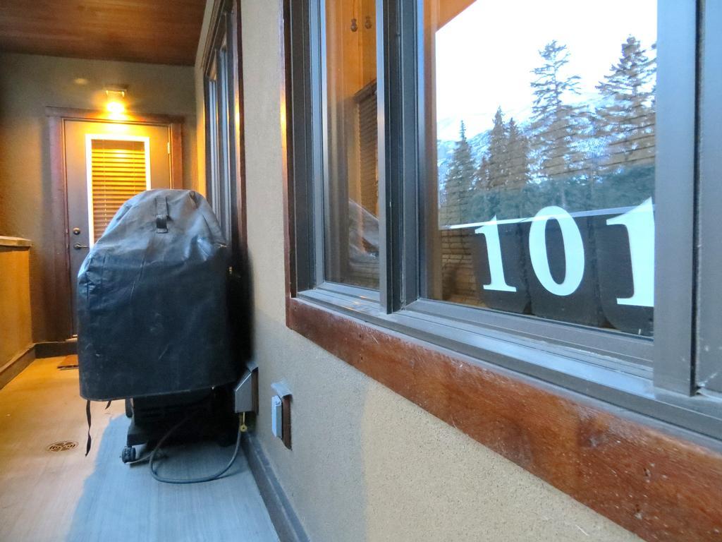 Luxury Canmore Vacations ห้อง รูปภาพ